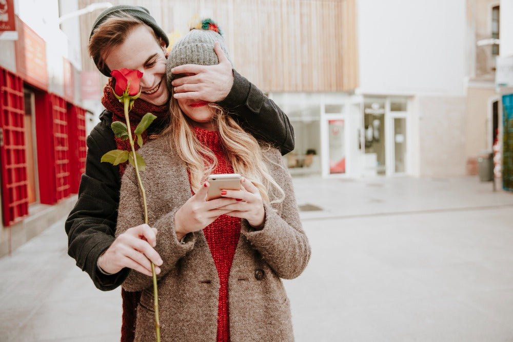 Gift Smarter This Valentine’s Day – Techachi Canada - Techachi
